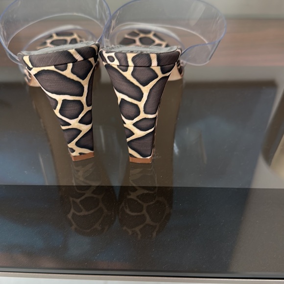 Manolo Blahnik slides.. size 40 - Picture 3 of 5